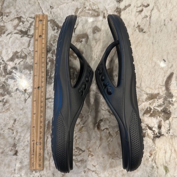 Brand new without tags Crocs Baya II flip-flops, unisex M8/W10 black - Picture 4 of 6